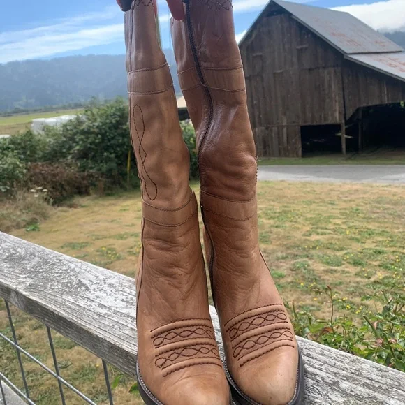 ZODIAC Deadstock Platform Tan Leather Brazil Boots VTG - Picture 3 of 10